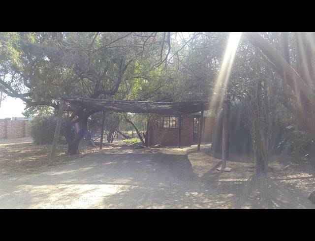 1 BEDROOM BUNGALOW TO LET IN WILLOW ACRES